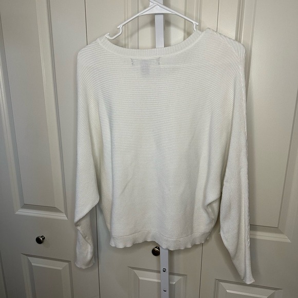 Forever 21 White Ribbed Sweater‎ - Picture 3 of 3
